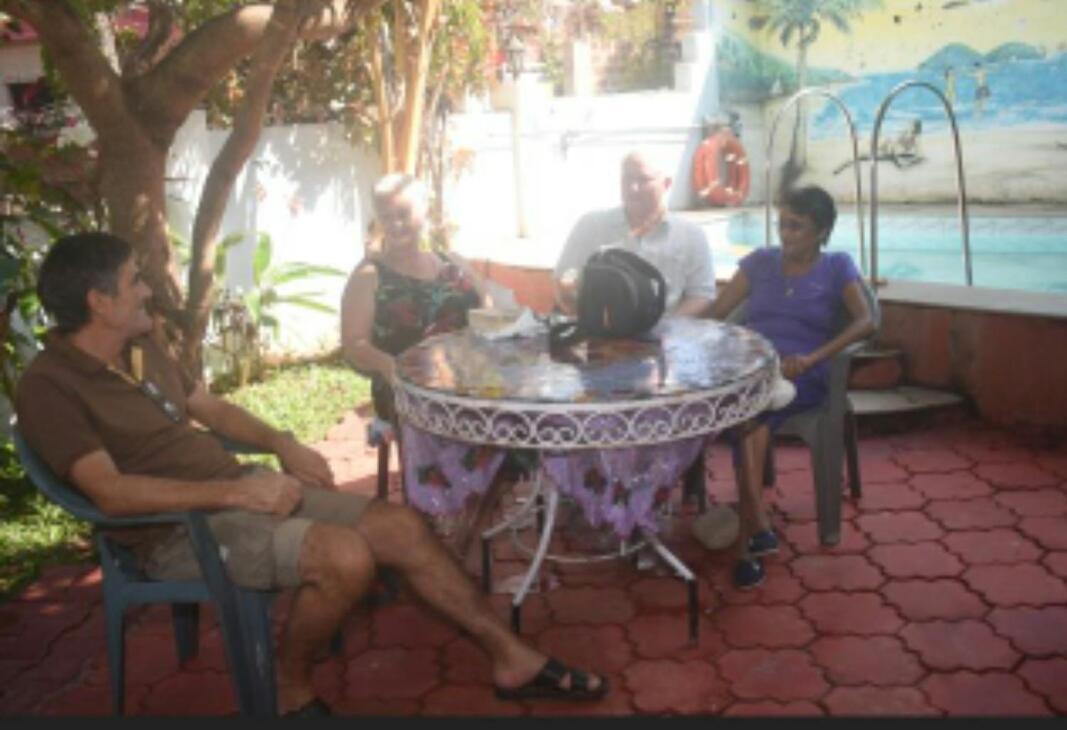 Tanisha Guest House Bogmalo Bagian luar foto