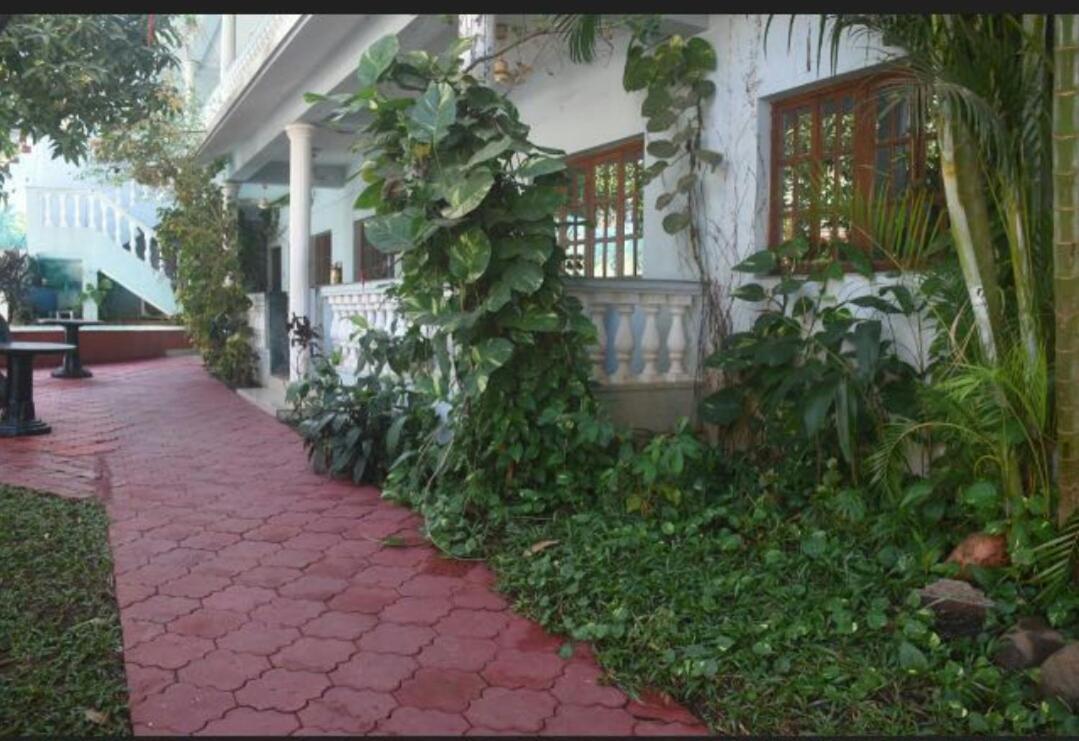 Tanisha Guest House Bogmalo Bagian luar foto